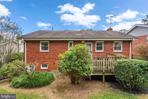 Exterior - 115 Sheffield St, Silver Spring, MD 20910 photo 2 of 4