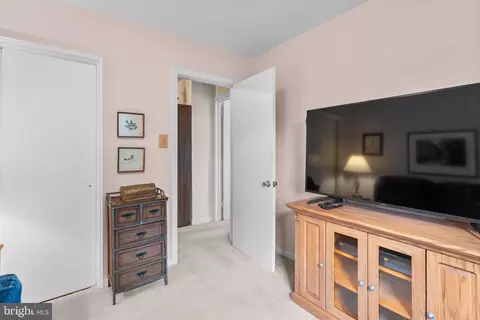 Bedroom - 115 Sheffield St, Silver Spring, MD 20910 photo 4 of 7