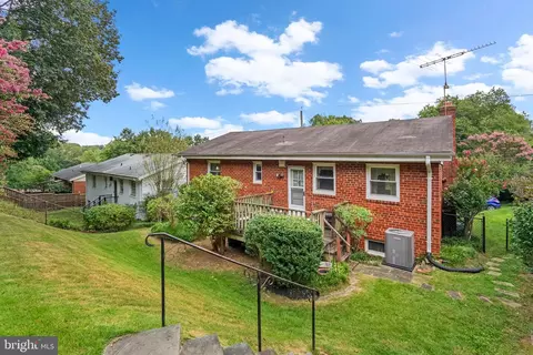Exterior - 115 Sheffield St, Silver Spring, MD 20910 photo 4 of 4