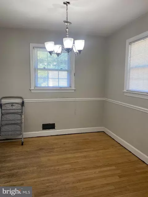 10608 Dunkirk Dr, Silver Spring, MD 20902 photo 5