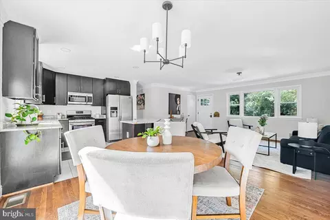 9805 Gardiner Ave, Silver Spring, MD 20902 photo 8