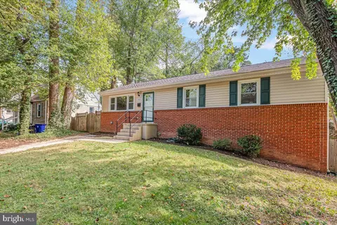 9805 Gardiner Ave, Silver Spring, MD 20902 photo 3