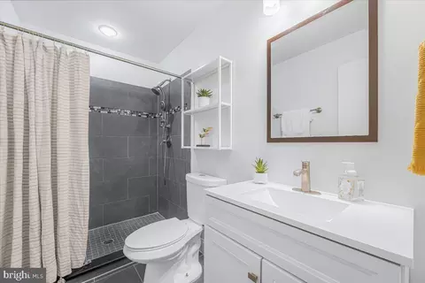9805 Gardiner Ave, Silver Spring, MD 20902 photo 15