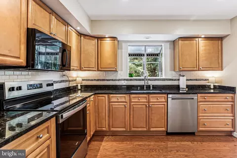 9013 2nd Ave, Silver Spring, MD 20910 photo 13