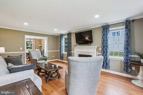 17624 Longdraft Rd, Gaithersburg, MD 20878 photo 10