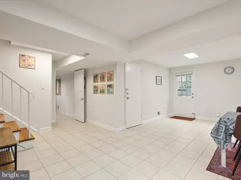 Entry Way - 2005 Cascade Rd, Silver Spring, MD 20902 photo 3 of 3