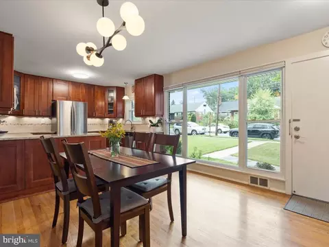 Dining - 2005 Cascade Rd, Silver Spring, MD 20902 photo 2 of 3