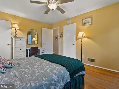 Bedroom - 2005 Cascade Rd, Silver Spring, MD 20902 photo 5 of 5