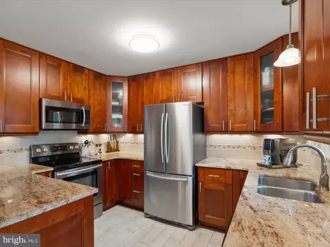 Kitchen - 2005 Cascade Rd, Silver Spring, MD 20902 photo 1 of 4