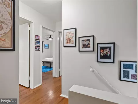 Entry Way - 2005 Cascade Rd, Silver Spring, MD 20902 photo 2 of 3