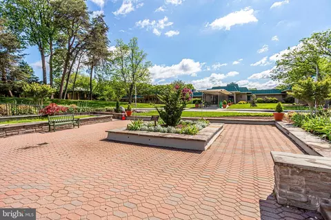 Exterior - 15311 Pine Orchard Dr #87-2G, Silver Spring, MD 20906 photo 4 of 10