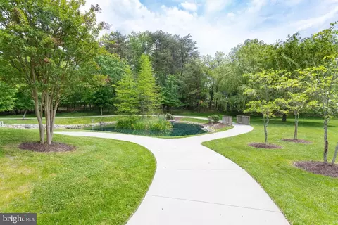 View/Area - 15311 Pine Orchard Dr #87-2G, Silver Spring, MD 20906 photo 2 of 6