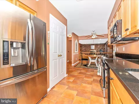 Kitchen - 14320 Fairdale Rd, Silver Spring, MD 20905 photo 2 of 4