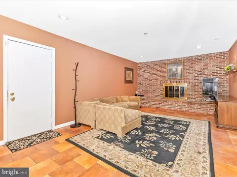 Living - 14320 Fairdale Rd, Silver Spring, MD 20905 photo 7 of 10