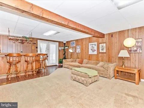Living - 14320 Fairdale Rd, Silver Spring, MD 20905 photo 10 of 10