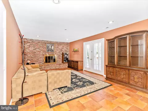 Living - 14320 Fairdale Rd, Silver Spring, MD 20905 photo 5 of 10