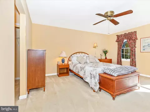 Bedroom - 14320 Fairdale Rd, Silver Spring, MD 20905 photo 2 of 5