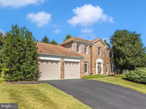 Exterior - 14320 Fairdale Rd, Silver Spring, MD 20905 photo 10 of 12