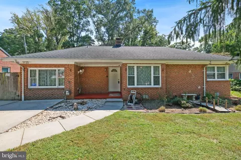 2124 Henderson Ave, Silver Spring, MD 20902