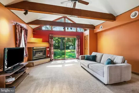 Living - 2124 Henderson Ave, Silver Spring, MD 20902 photo 2 of 4