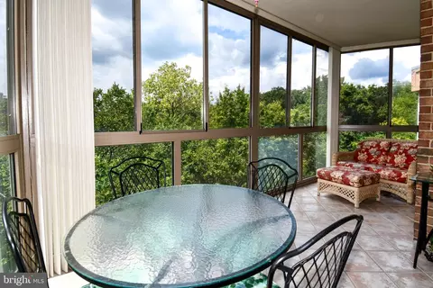2904 N Leisure World Blvd #502, Silver Spring, MD 20906