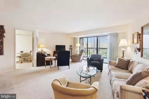 15100 Interlachen Dr #4-717, Silver Spring, MD 20906 photo 7