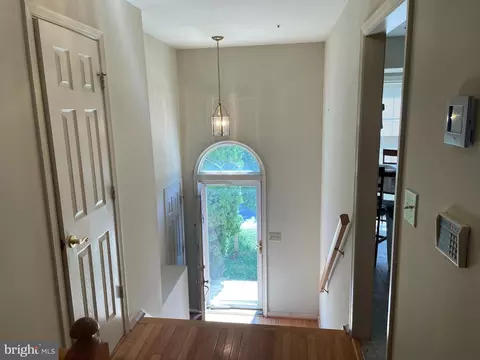2009 Westchester Dr, Silver Spring, MD 20902 photo 4