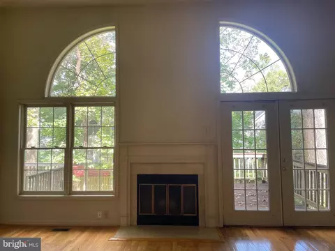 2009 Westchester Dr, Silver Spring, MD 20902 photo 5