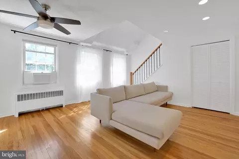2312 Colston Dr #201, Silver Spring, MD 20910 photo 2
