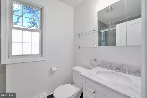 2312 Colston Dr #201, Silver Spring, MD 20910 photo 16