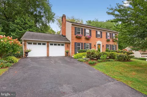 5 Turnham Ct, Gaithersburg, MD 20878