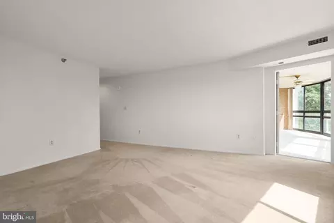 Living - 15100 Interlachen Dr #4-918, Silver Spring, MD 20906 photo 7 of 8