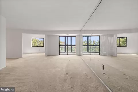 Living - 15100 Interlachen Dr #4-918, Silver Spring, MD 20906 photo 1 of 8