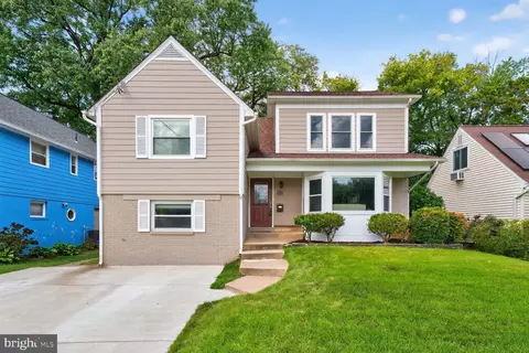 10110 Fleming Ave, Bethesda, MD 20814