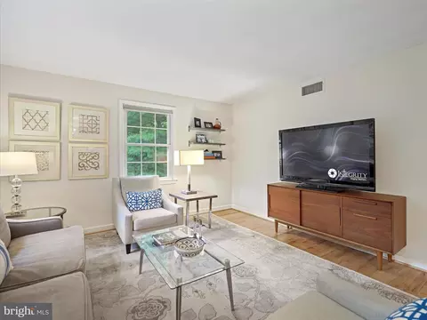 2214 Washington Ave #103, Silver Spring, MD 20910 photo 5