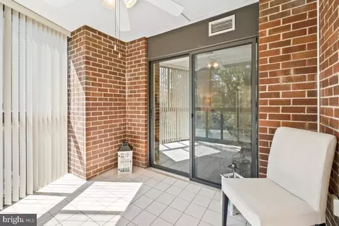 Exterior - 15100 Interlachen Dr #4-716, Silver Spring, MD 20906 photo 4 of 4