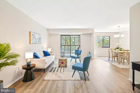 Living - 15100 Interlachen Dr #4-716, Silver Spring, MD 20906 photo 2 of 3