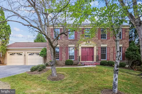 1944 Autumn Ridge Cir, Silver Spring, MD 20906