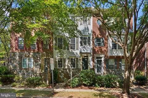 215 Poplar Spring Rd, Rockville, MD 20850