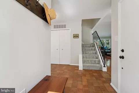 15108 Watergate Rd, Silver Spring, MD 20905 photo 13