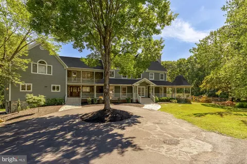 Exterior - 14503 Falling Leaf, North Potomac, MD 20878 photo 3 of 13