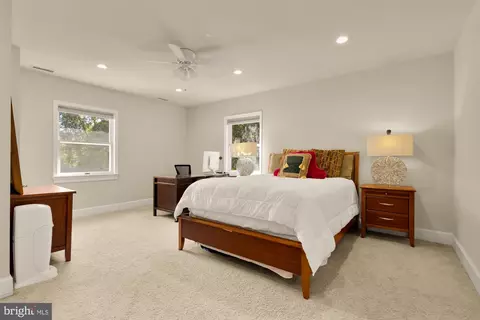 Bedroom - 14503 Falling Leaf, North Potomac, MD 20878 photo 3 of 14