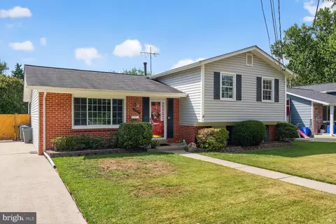 10523 Calumet Dr, Silver Spring, MD 20901 photo 2