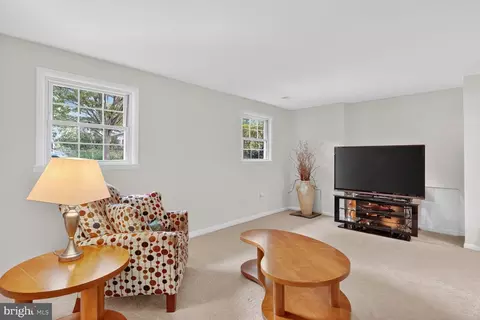 10523 Calumet Dr, Silver Spring, MD 20901 photo 17