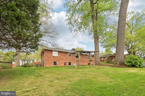 Exterior - 405 Southwest Dr, Silver Spring, MD 20901 photo 8 of 12