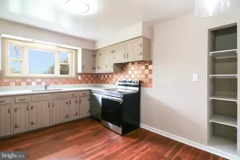 Kitchen - 405 Southwest Dr, Silver Spring, MD 20901 photo 1 of 4