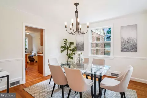 1300 Highland Dr, Silver Spring, MD 20910 photo 10
