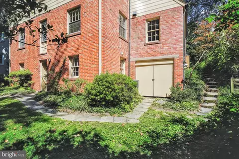 1300 Highland Dr, Silver Spring, MD 20910 photo 37