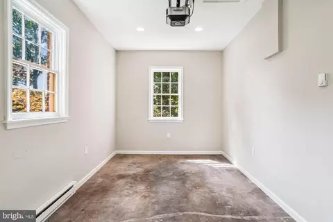1300 Highland Dr, Silver Spring, MD 20910 photo 39