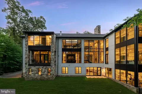 3 Bay Tree Ln, Bethesda, MD 20816